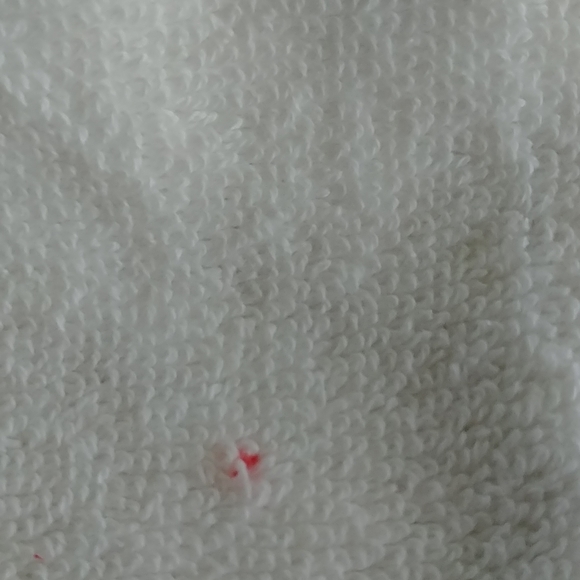 NWOT Beach Towel, 100% Cotton, Length 59 inches, wide 30 inches white/red/black - Picture 9 of 12